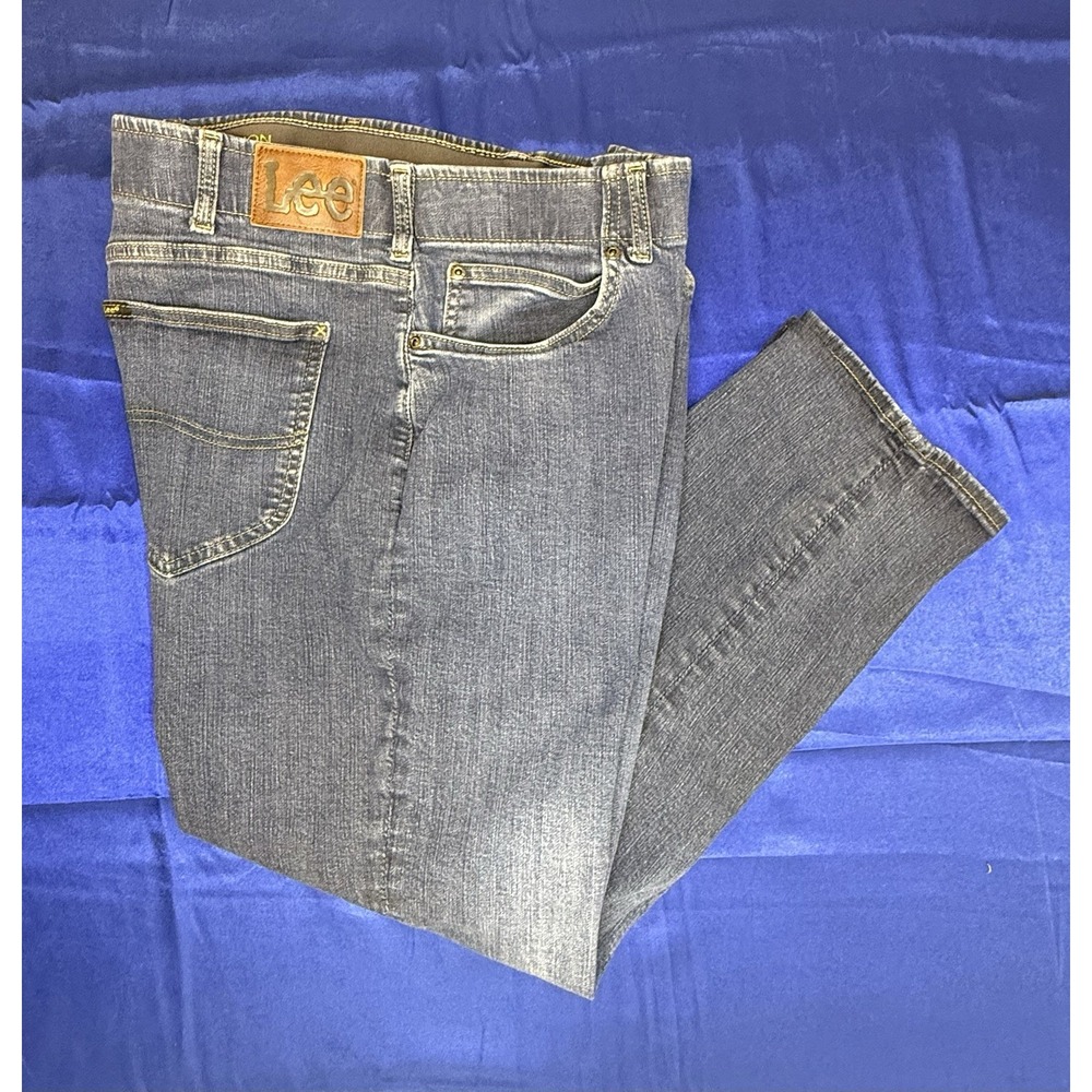 Lee Jeans Men's 36x30 (36x29) Blue Denim Extreme Motion Athletic Fit Stretch